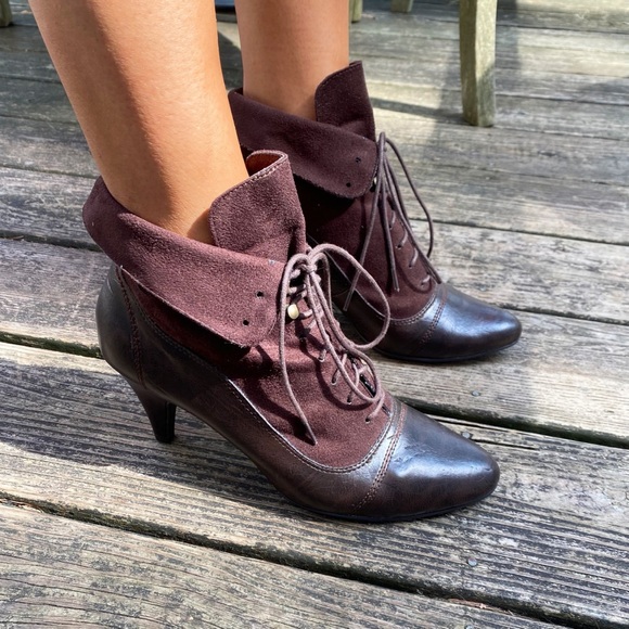 🍂 RED LEVEL BURGUNDY BROWN FAUX LEATHER SUEDE HEEL BOOTIES! - Picture 1 of 17